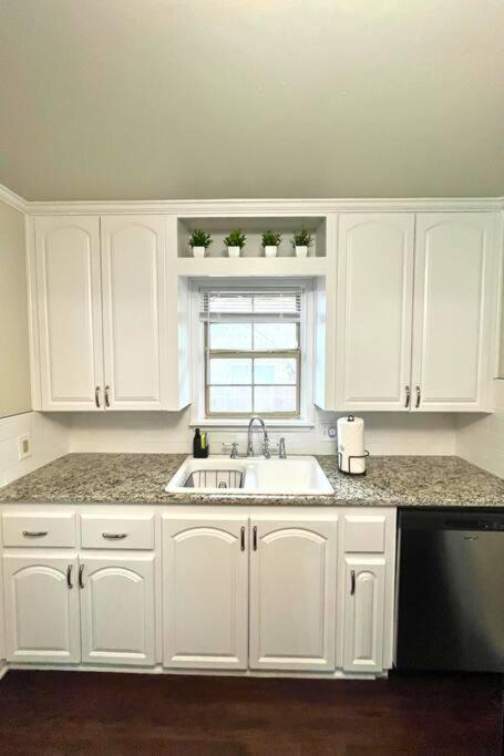 Spacious Lawton Escape With Game Room Near Fort Sill Sleeps 6 Bagian luar foto