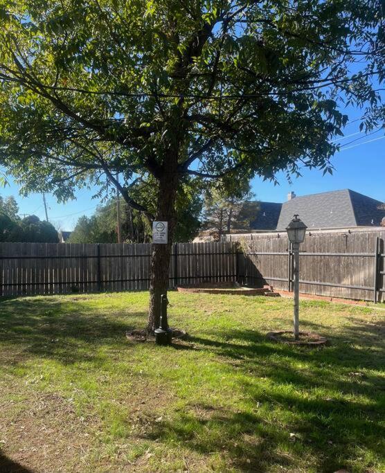 Spacious Lawton Escape With Game Room Near Fort Sill Sleeps 6 Bagian luar foto