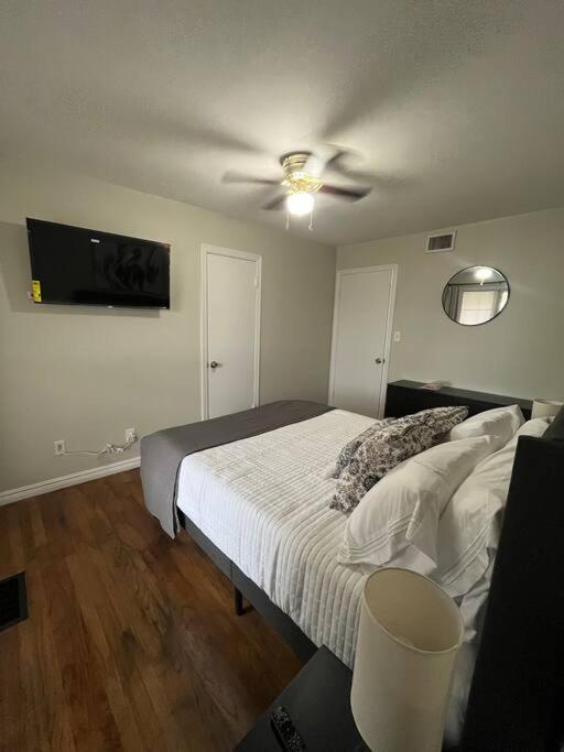 Spacious Lawton Escape With Game Room Near Fort Sill Sleeps 6 Bagian luar foto